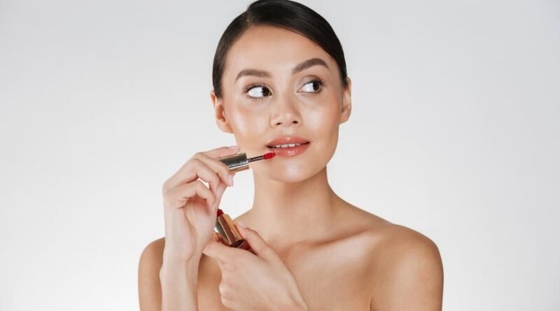 Gloss com ácido hialurônico: 5 opções com excelente custo-benefício