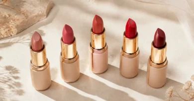 batons MAC mais vendidos em tons nude, rosa, vermelho e vinho