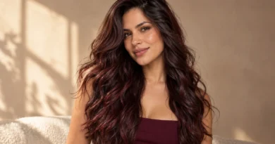 cabelo cherry cola castanho escuro com reflexos vinho e vermelho-cereja