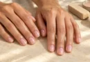 Unhas brilhantes sem esmalte? A manicure japonesa transforma o cuidado em acabamento unhas naturais curtas e brilhantes após manicure japonesa sem esmalte